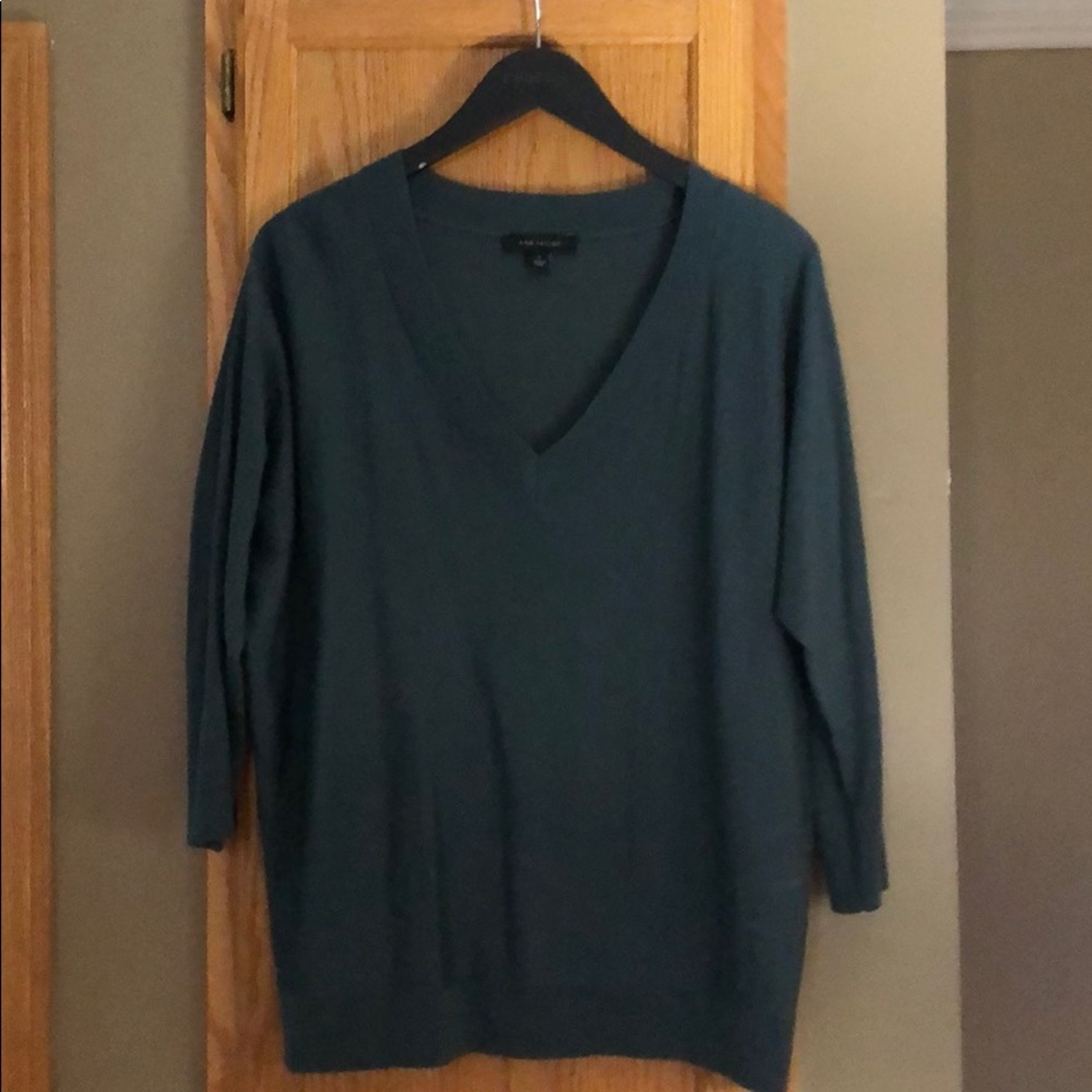 Lightweight V neck sweater
